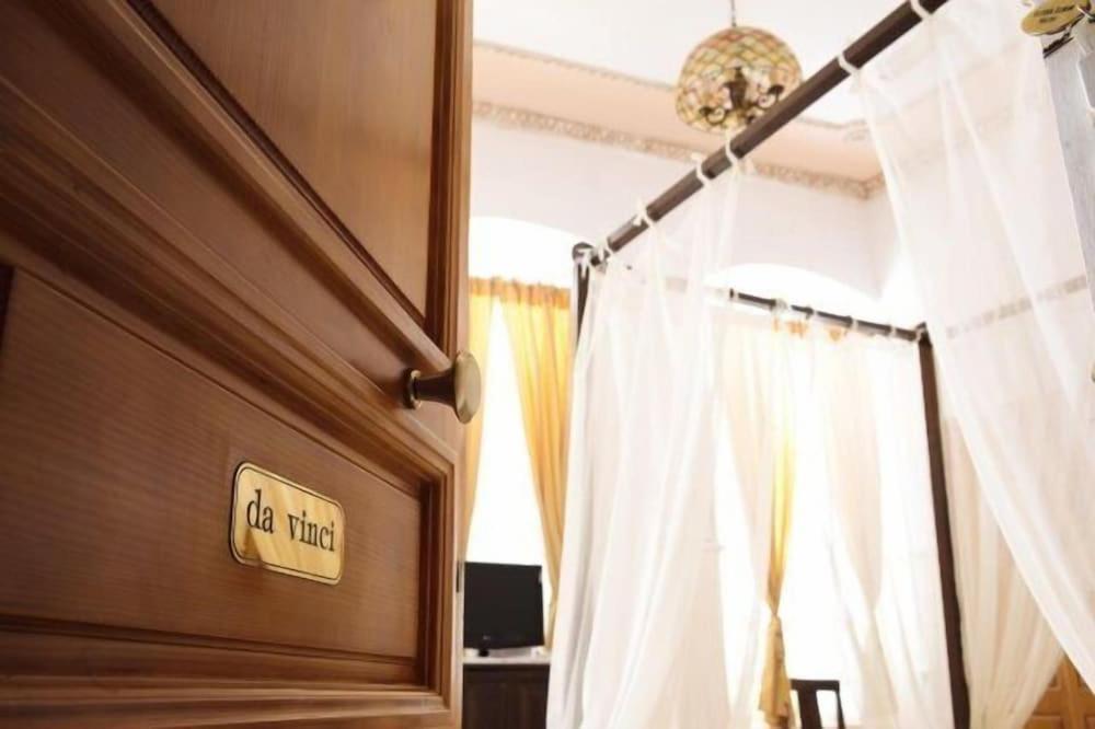 Monte Kristo Hotel Ermoupoli Bagian luar foto