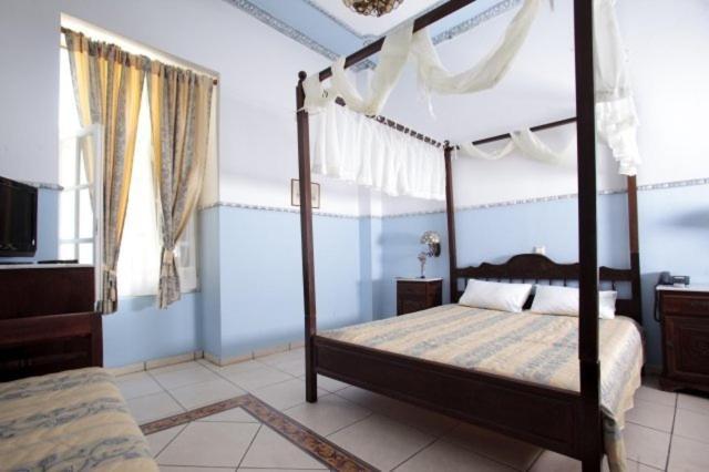 Monte Kristo Hotel Ermoupoli Ruang foto